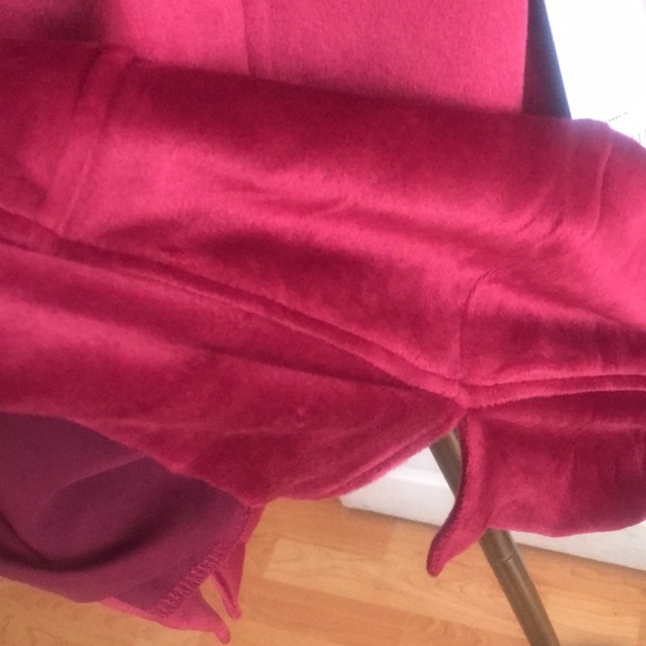 The lush velour jacket from Croft & Barrow - Picture 5 of 7